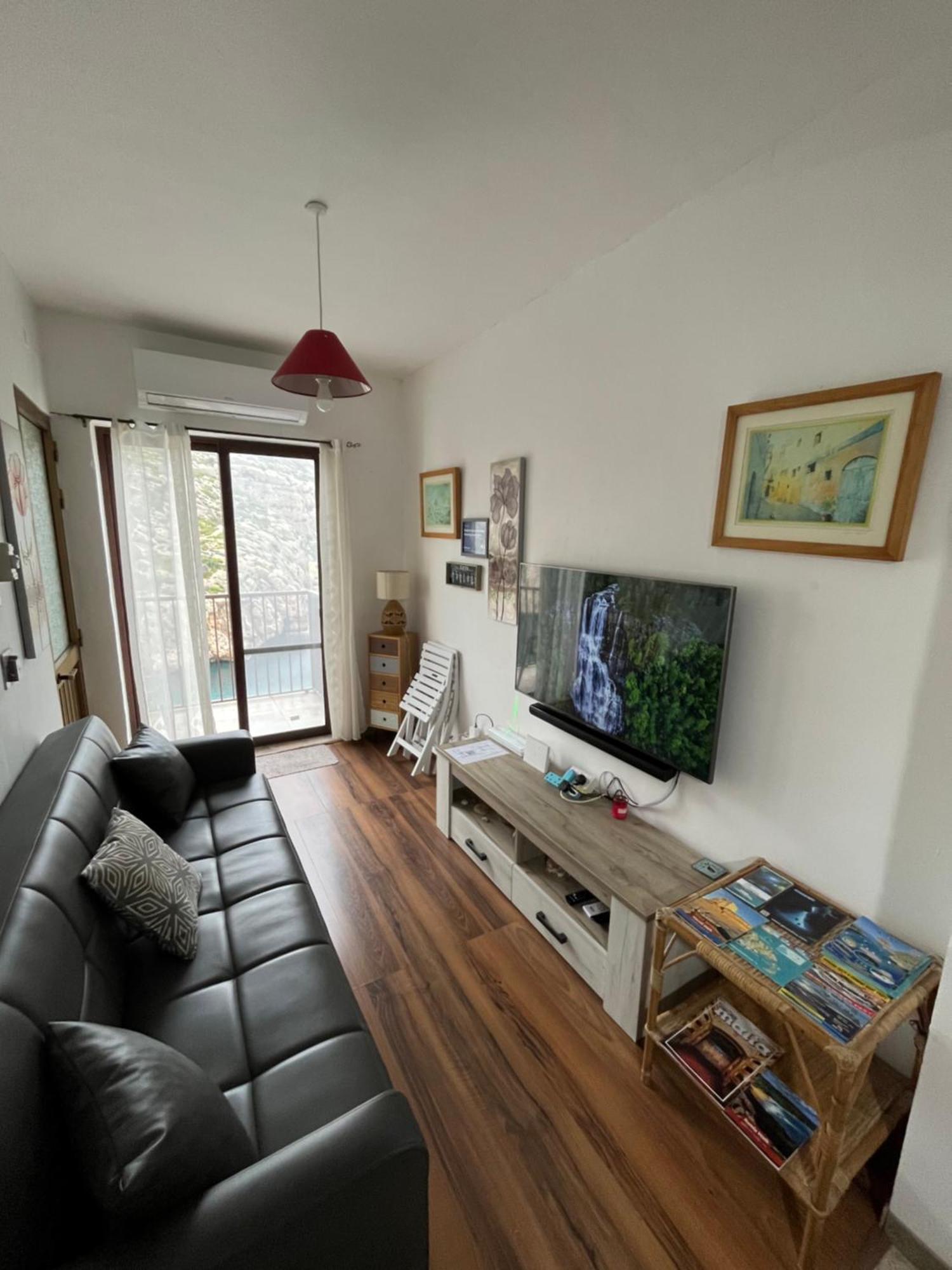 Seafront Apartment With Amazing Sunset View Xlendi Dış mekan fotoğraf